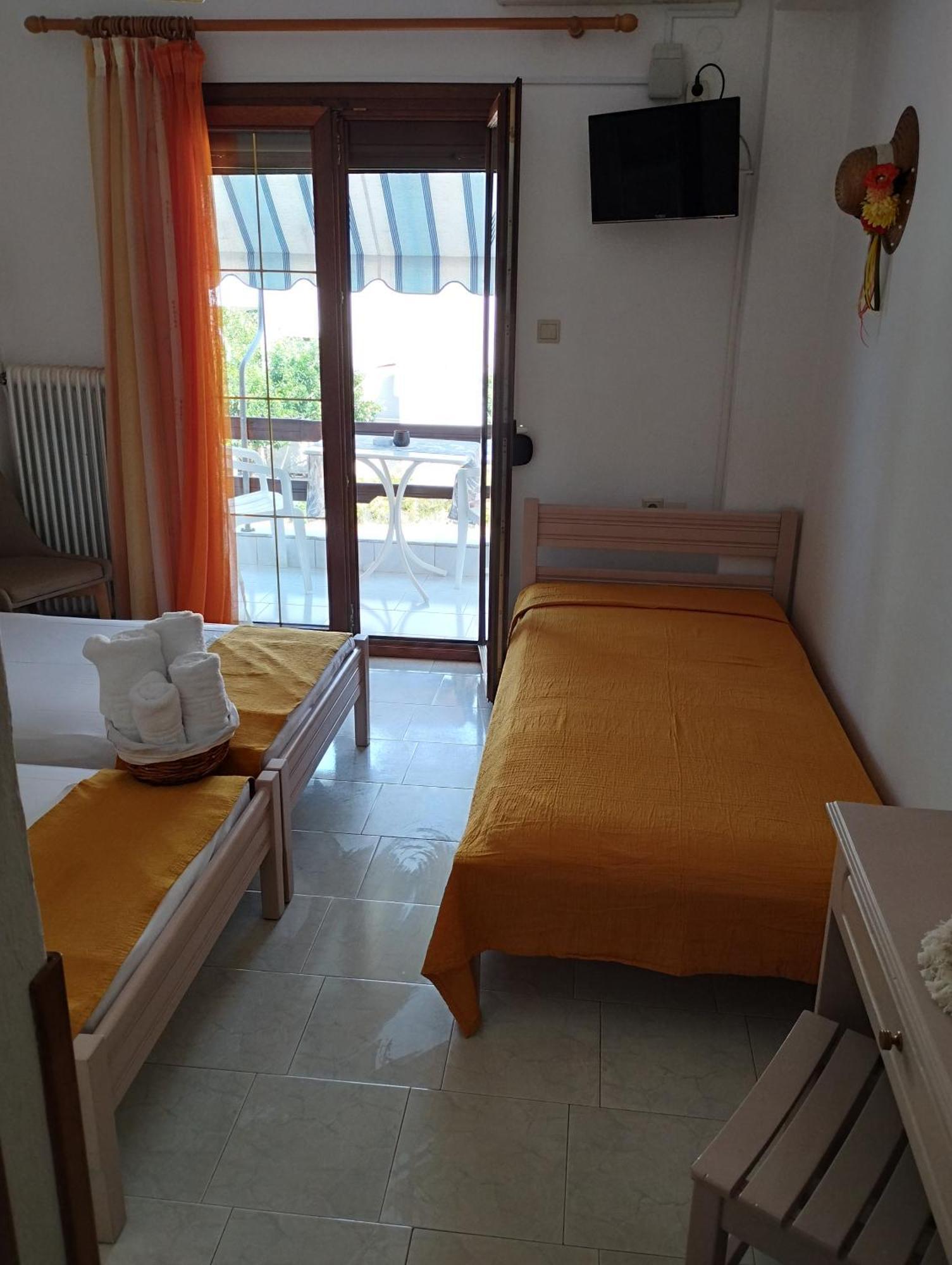 Salonikios Apartment Pteleos Bagian luar foto