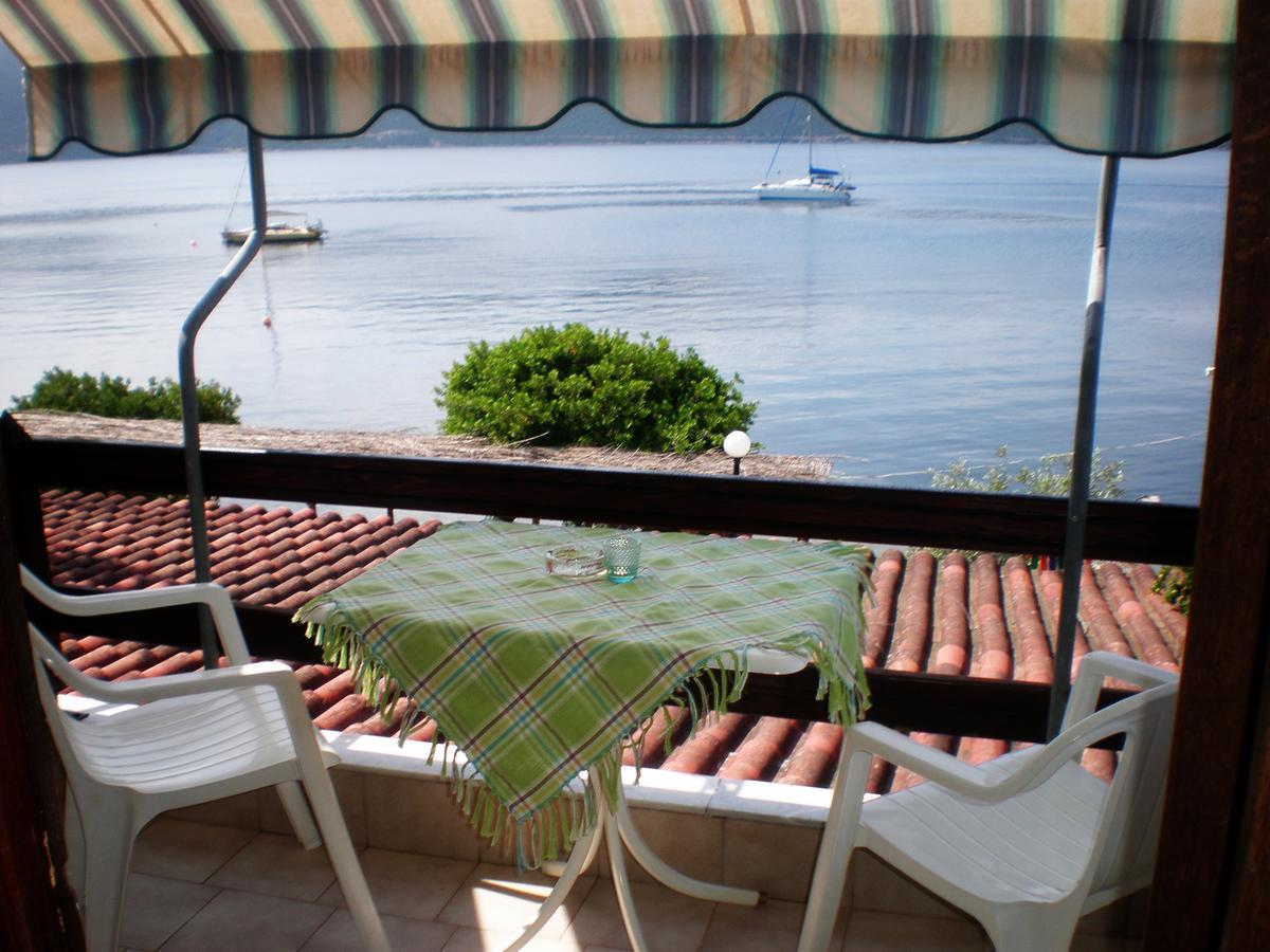 Salonikios Apartment Pteleos Bagian luar foto
