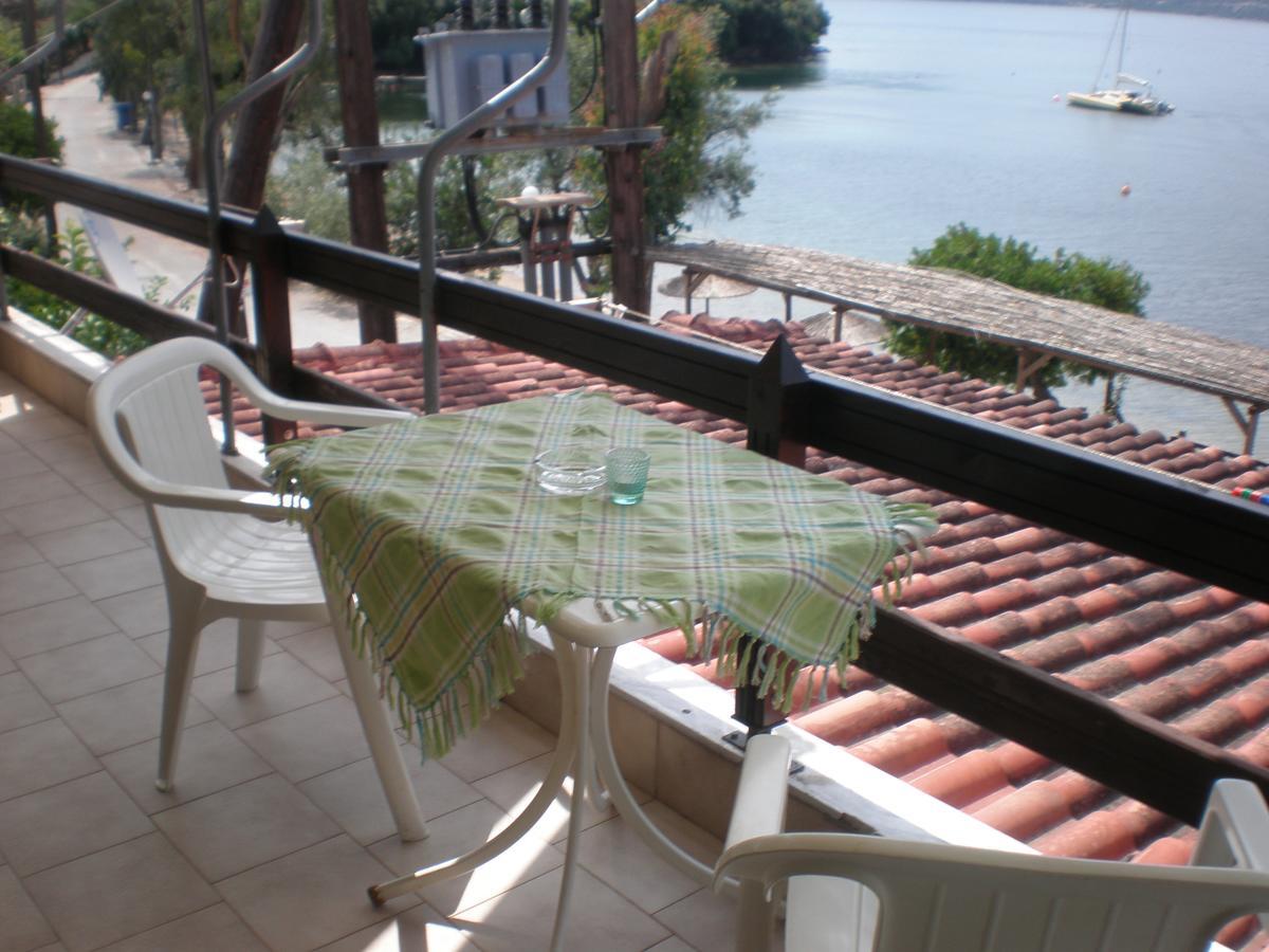 Salonikios Apartment Pteleos Bagian luar foto